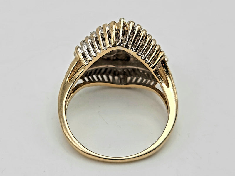 Gold diamond ring